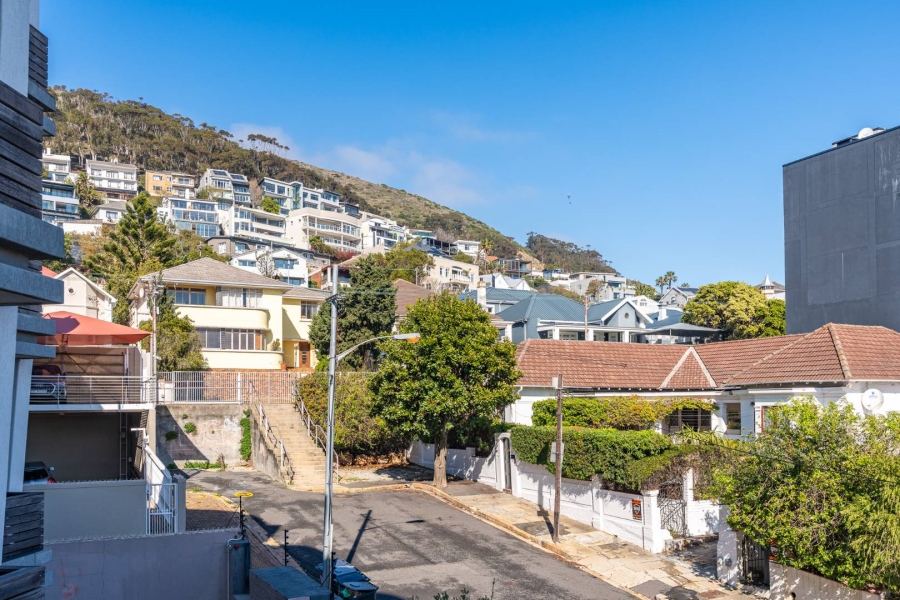To Let 2 Bedroom Property for Rent in Three Anchor Bay Western Cape